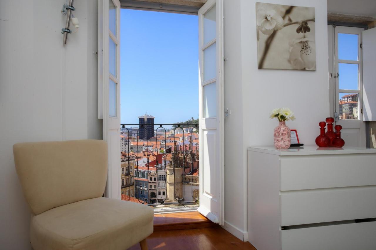 Apartment Balcony,1007688661:JPEG