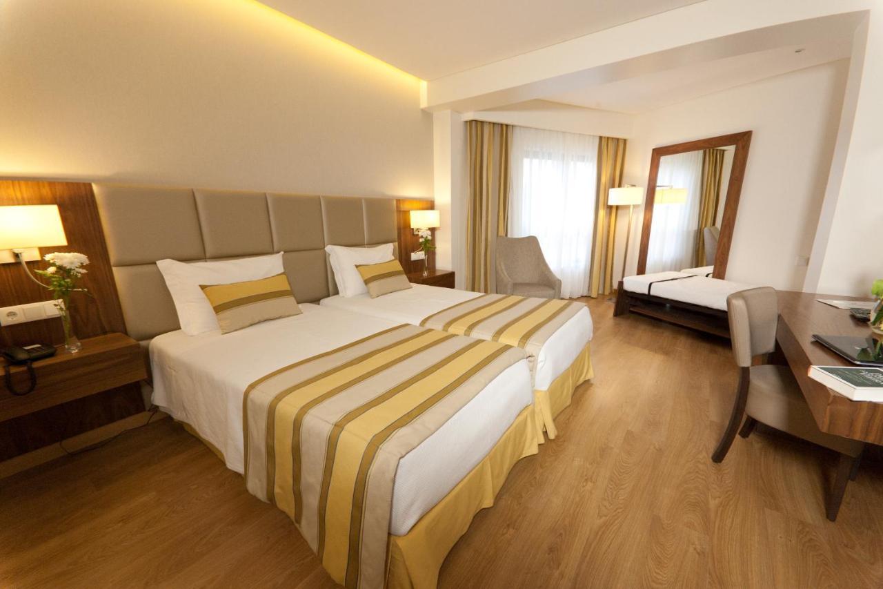 Double or Twin Room Extra Bed