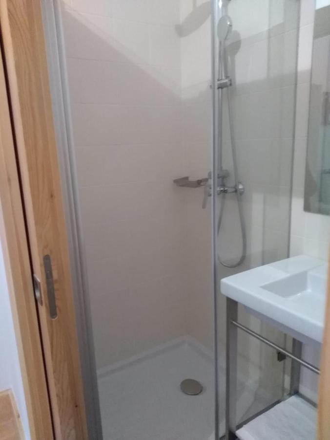 Single Room with Bathroom,1085386954:JPEG