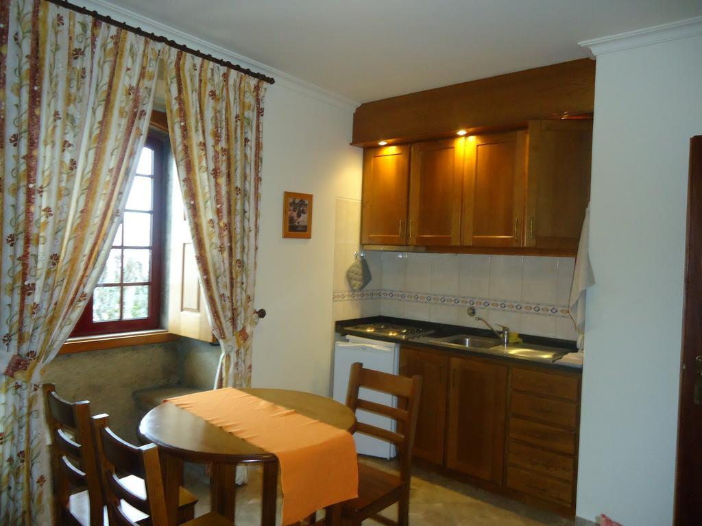 One-Bedroom Apartment,1185835453:JPEG