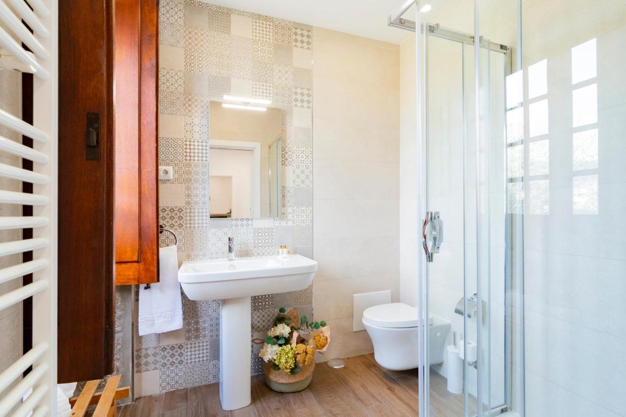 One-Bedroom Apartment Mountain View