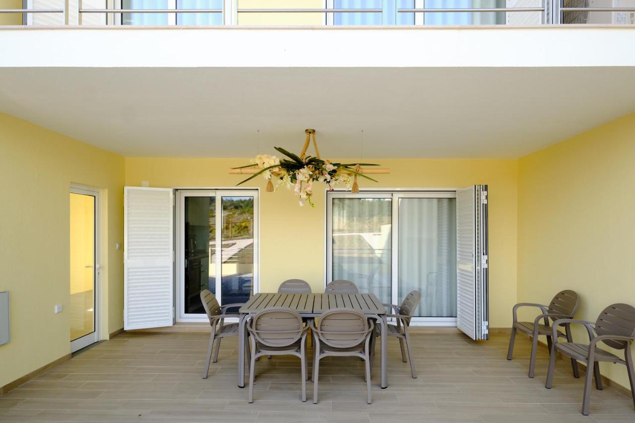 Villa Beach Front,1240597405:JPEG