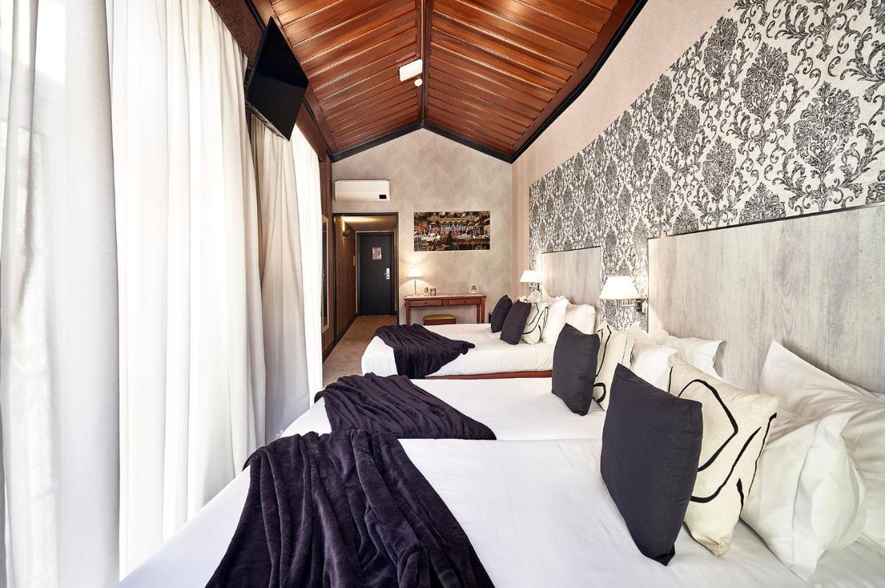 Quadruple Room,1248289081:JPEG