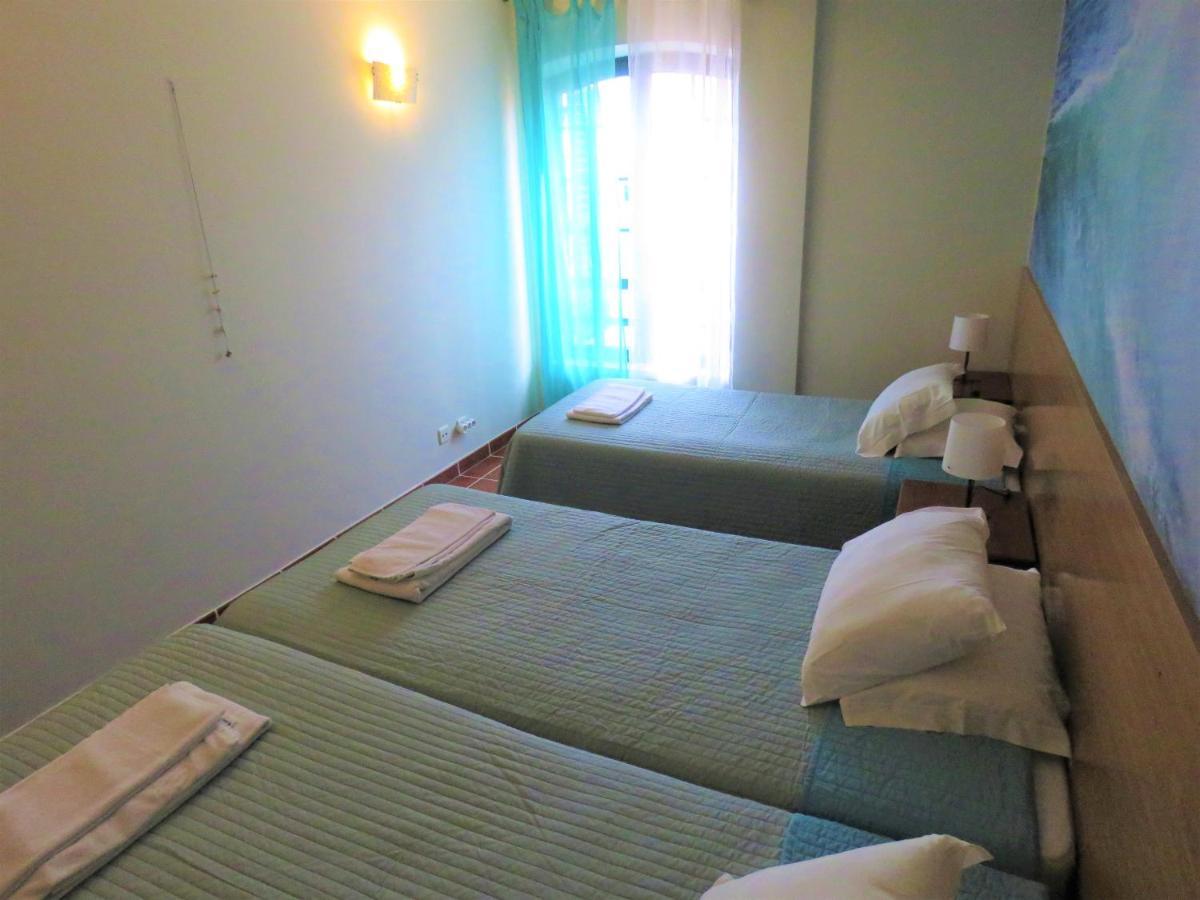 Basic Triple Room