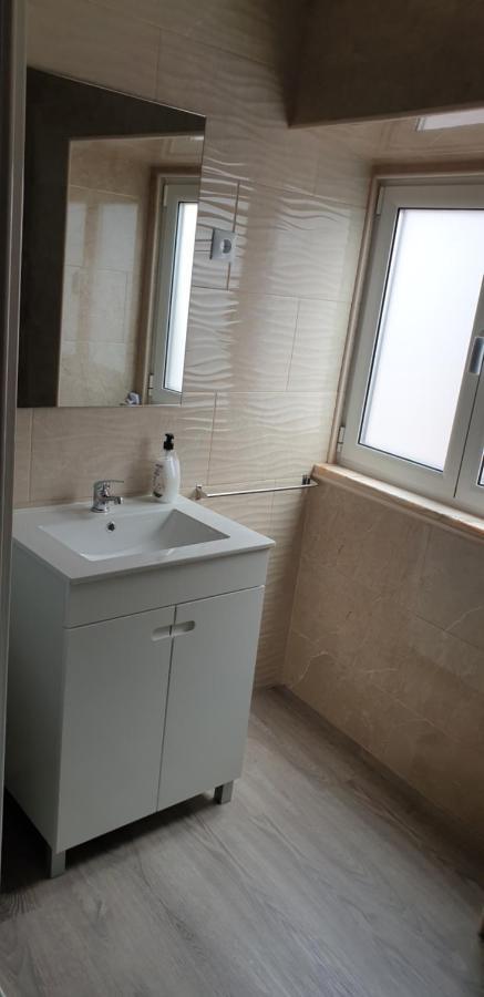 Double Room Private Bathroom,1375168607:JPEG
