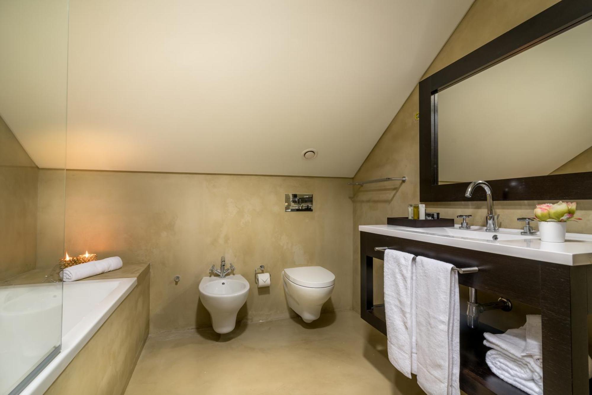 Deluxe Double or Twin Room Balcony,315994069:JPEG