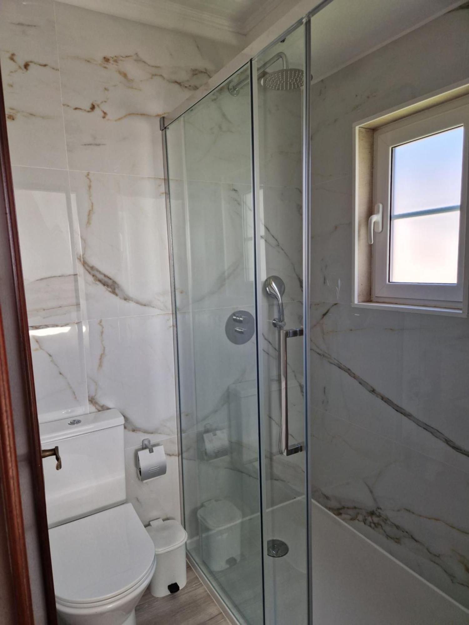Double Room,1498835374:JPEG