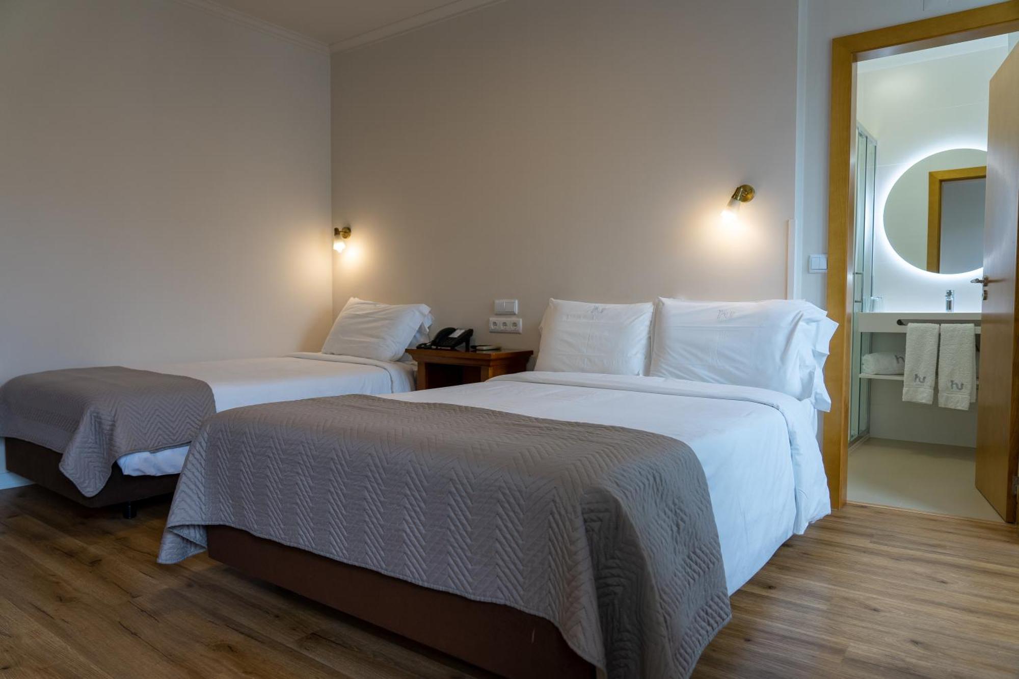 Double or Twin Room with Extra Bed,1654274753:JPEG