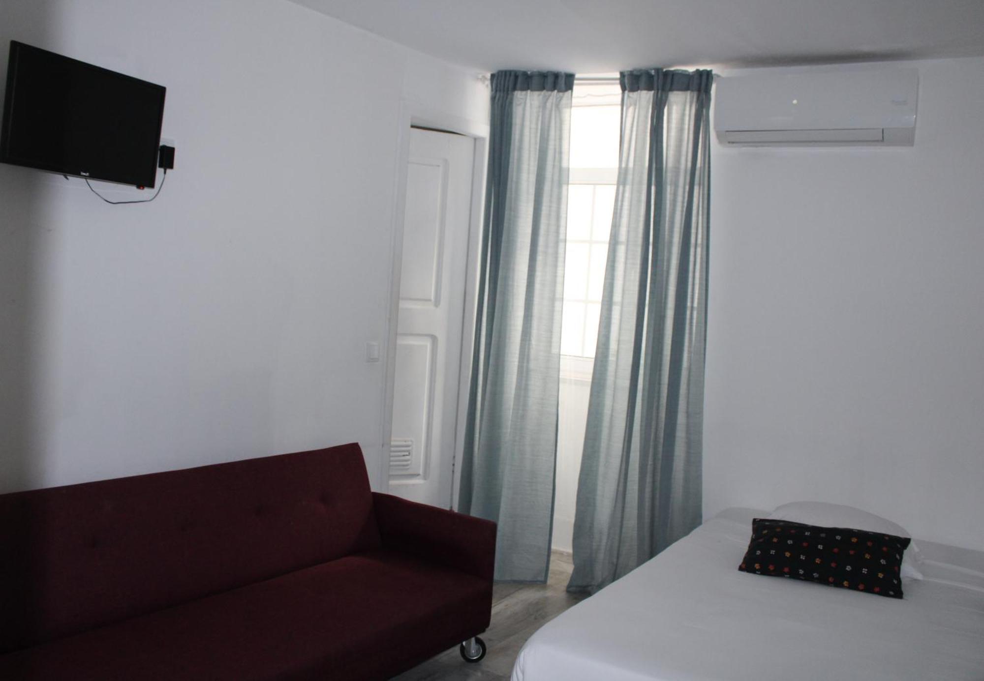 Triple Room,1620601810:JPEG