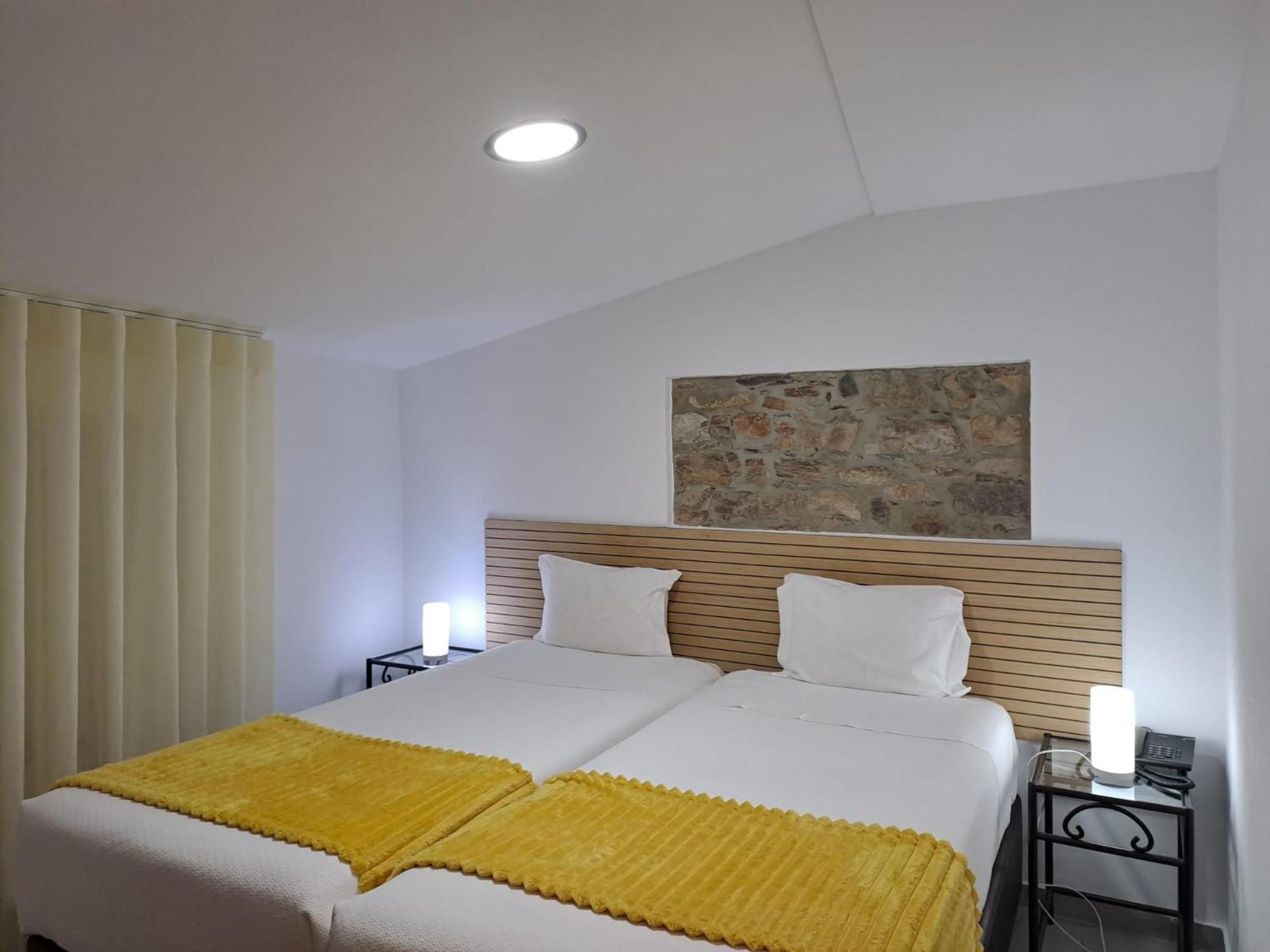 Twin Room Private Bathroom