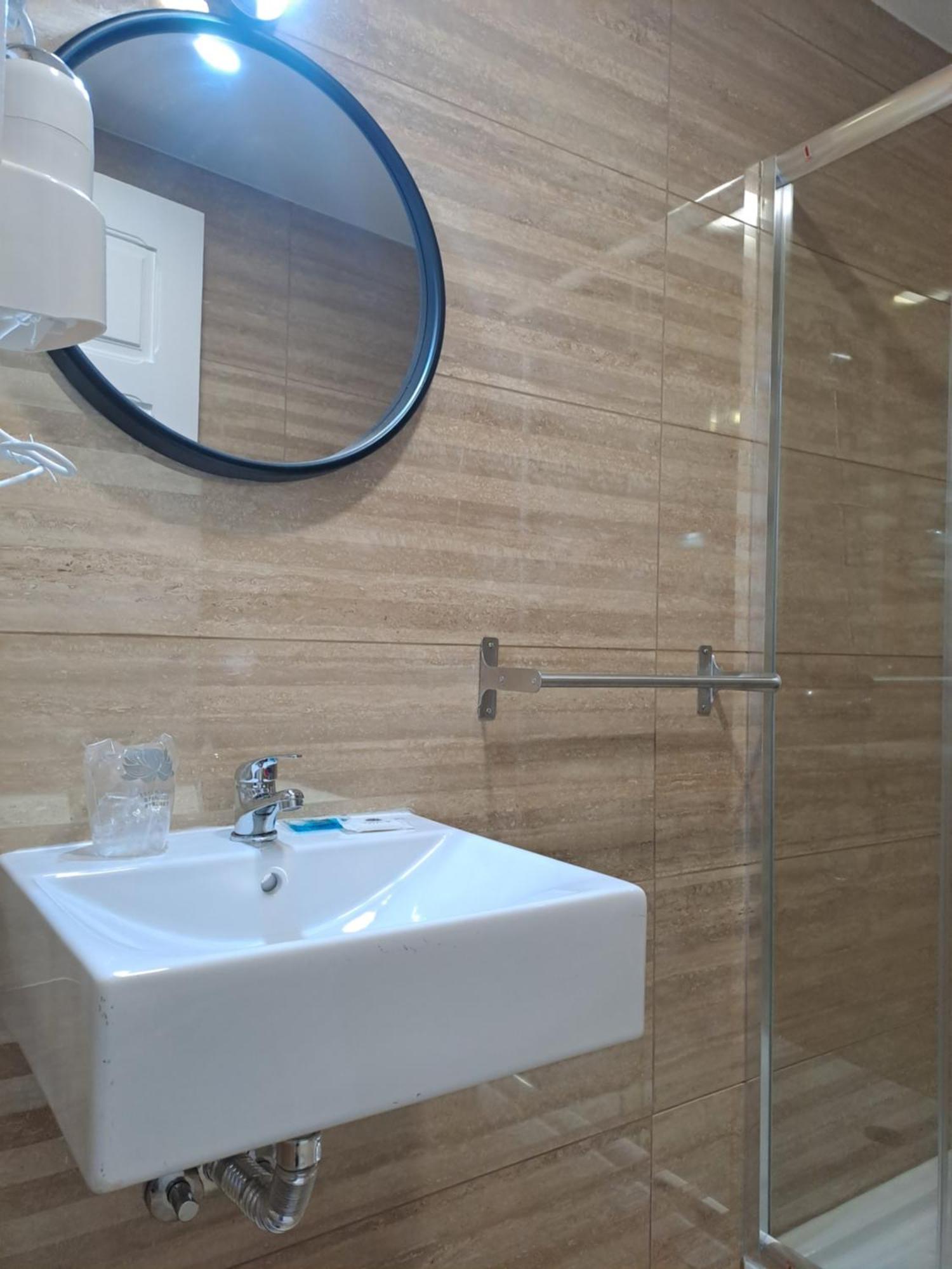 Quarto Twin com Varanda