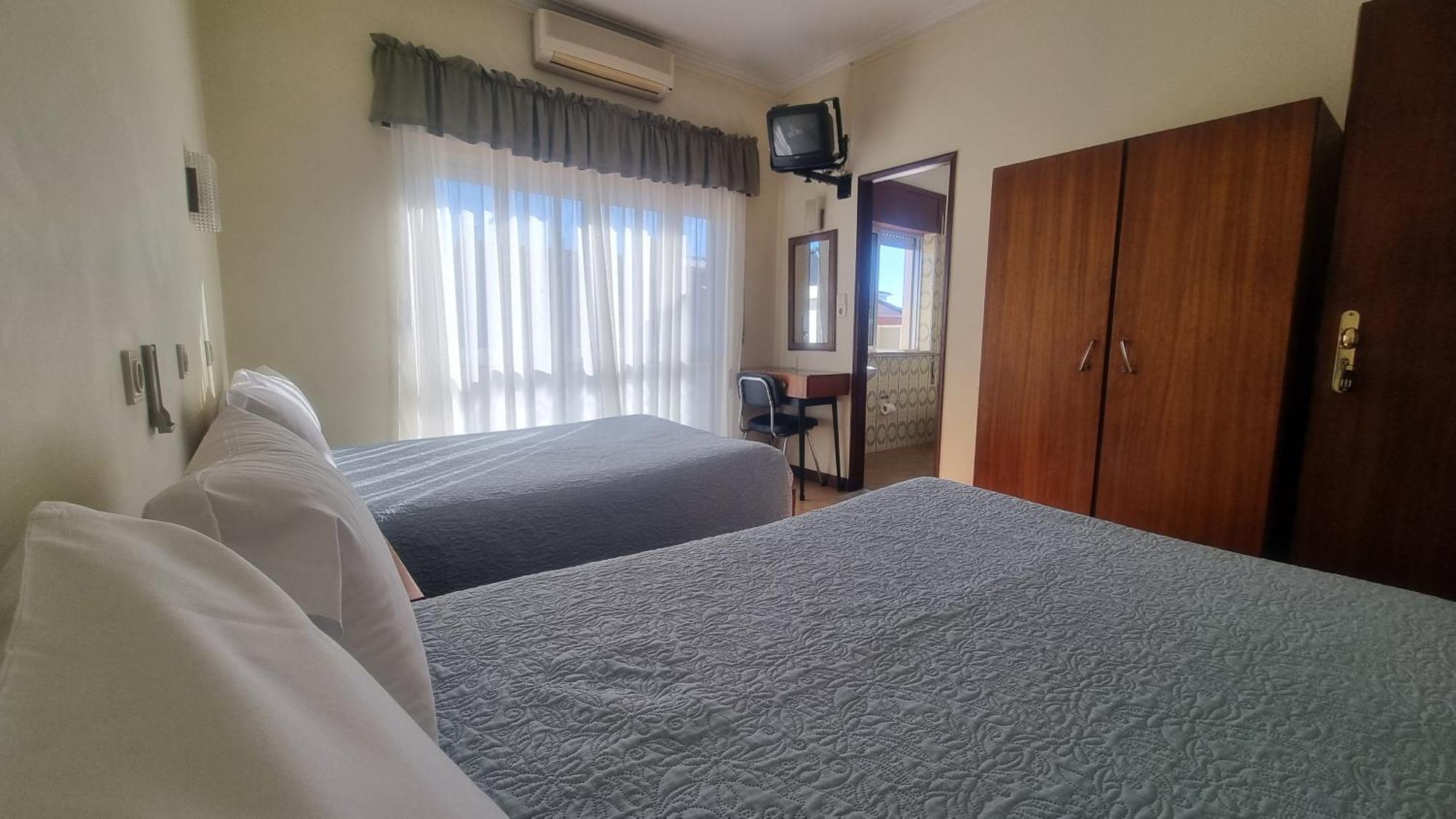 Family Room,1639577279:JPEG