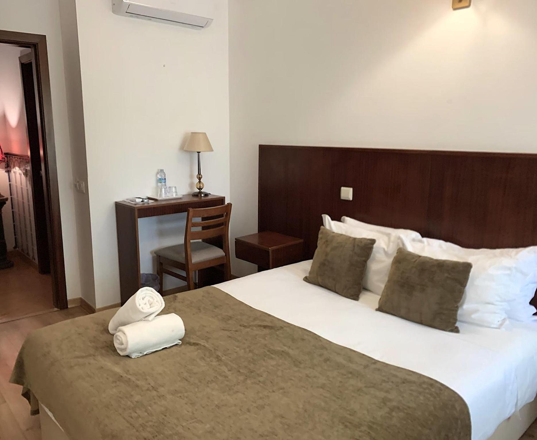 Superior Double or Twin Room,1742686178:JPEG