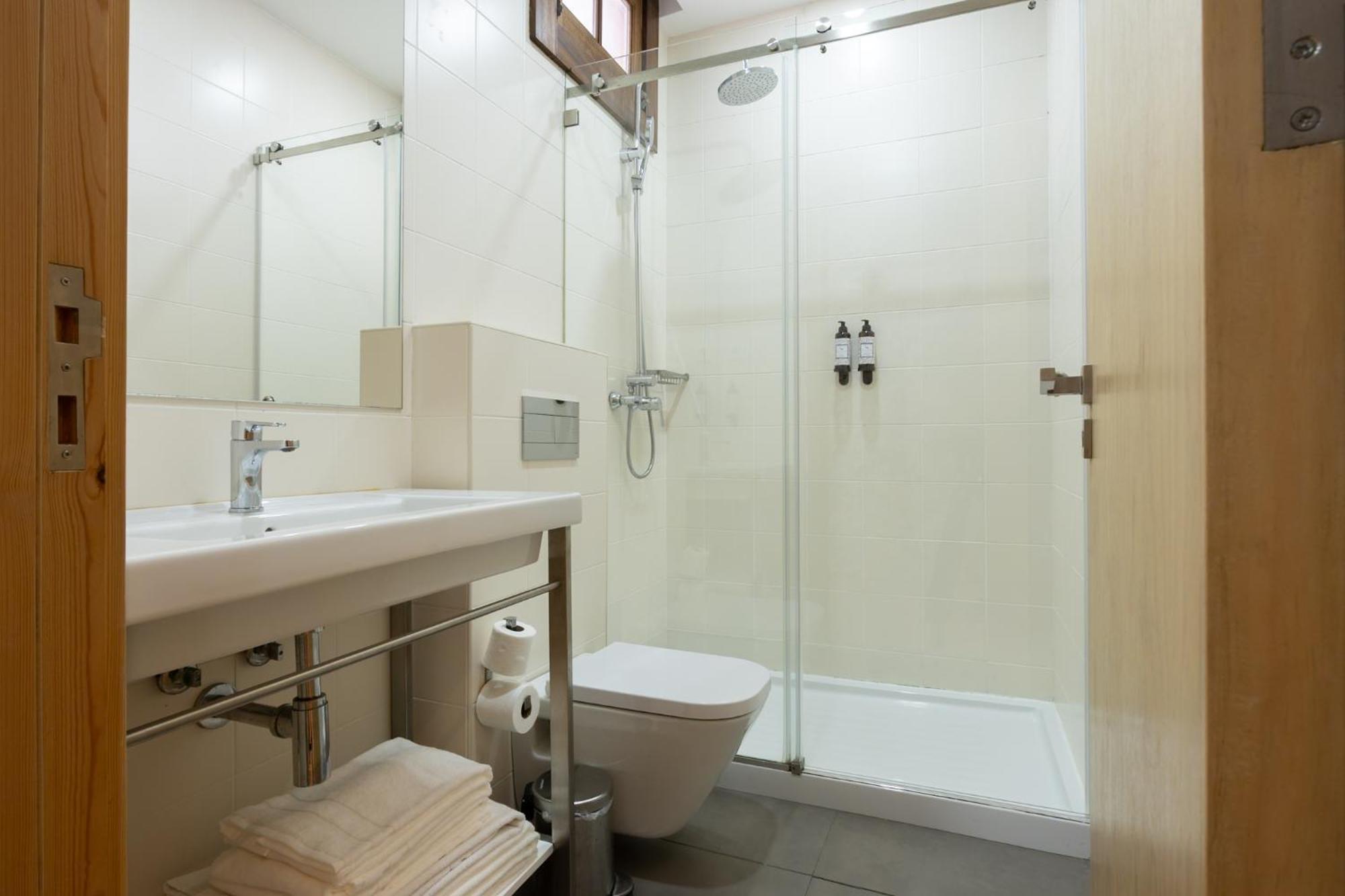 Deluxe Suite,1769975720:JPEG