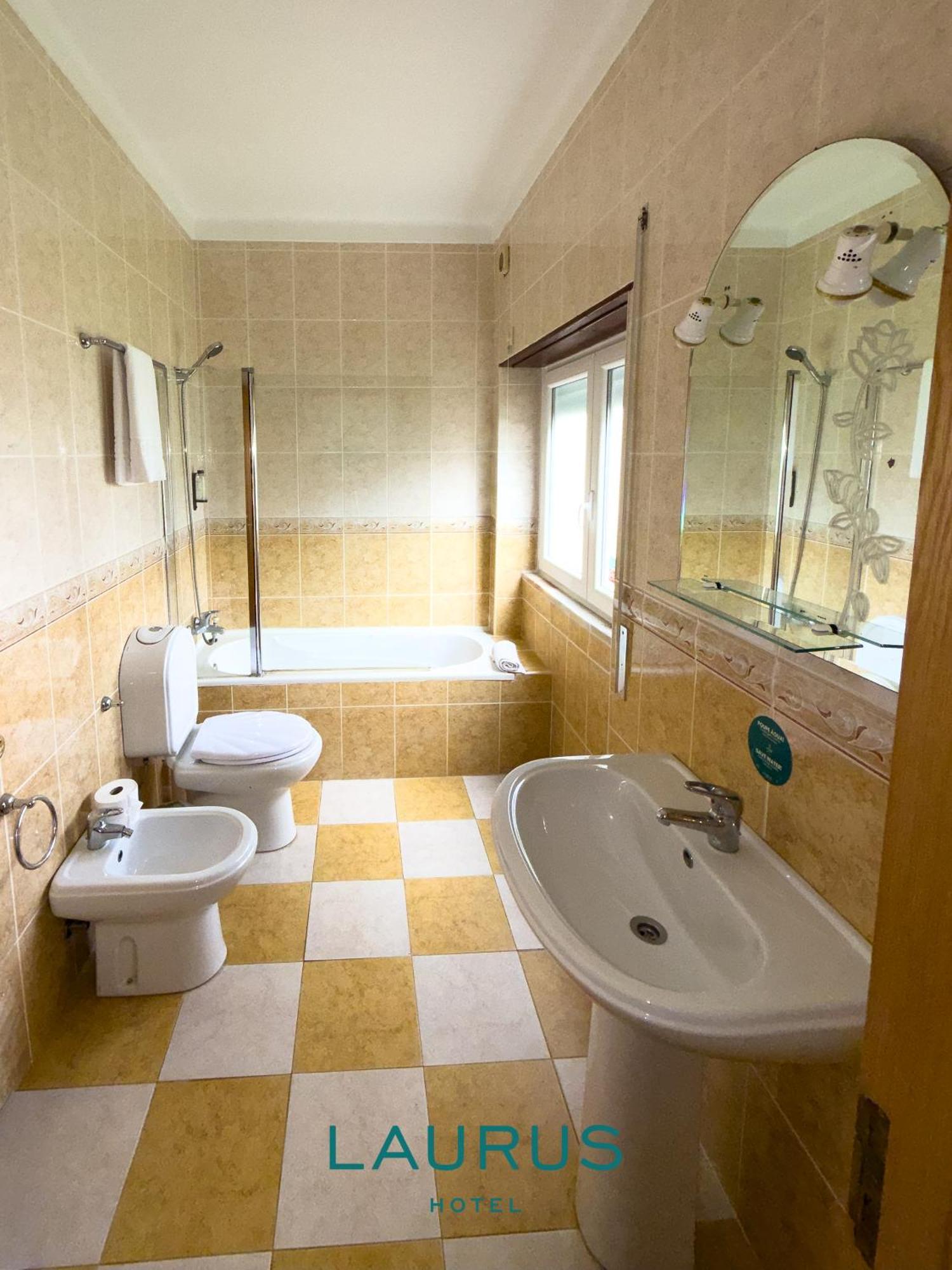 Economy Twin Room