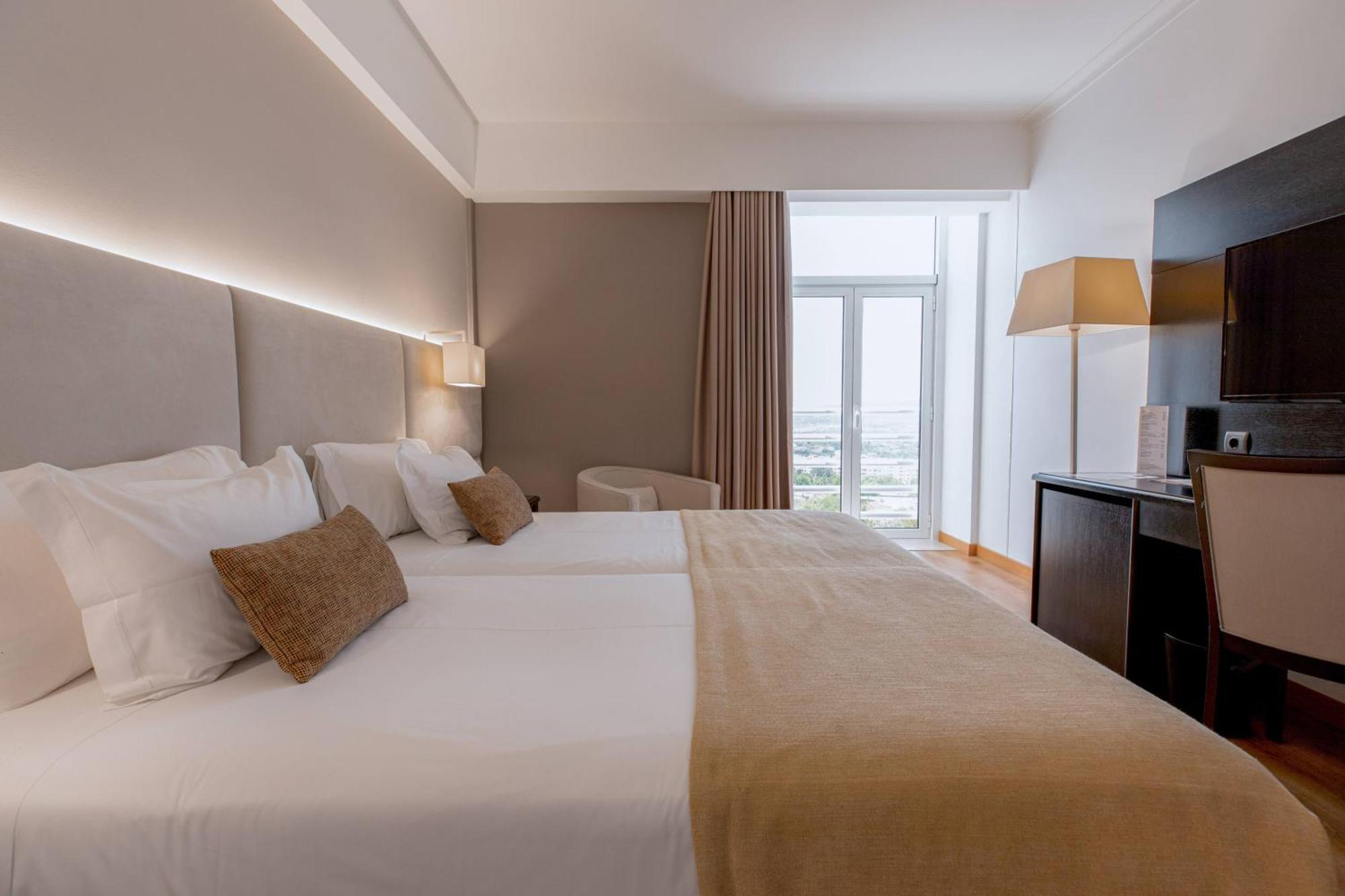 Quarto Twin Standard