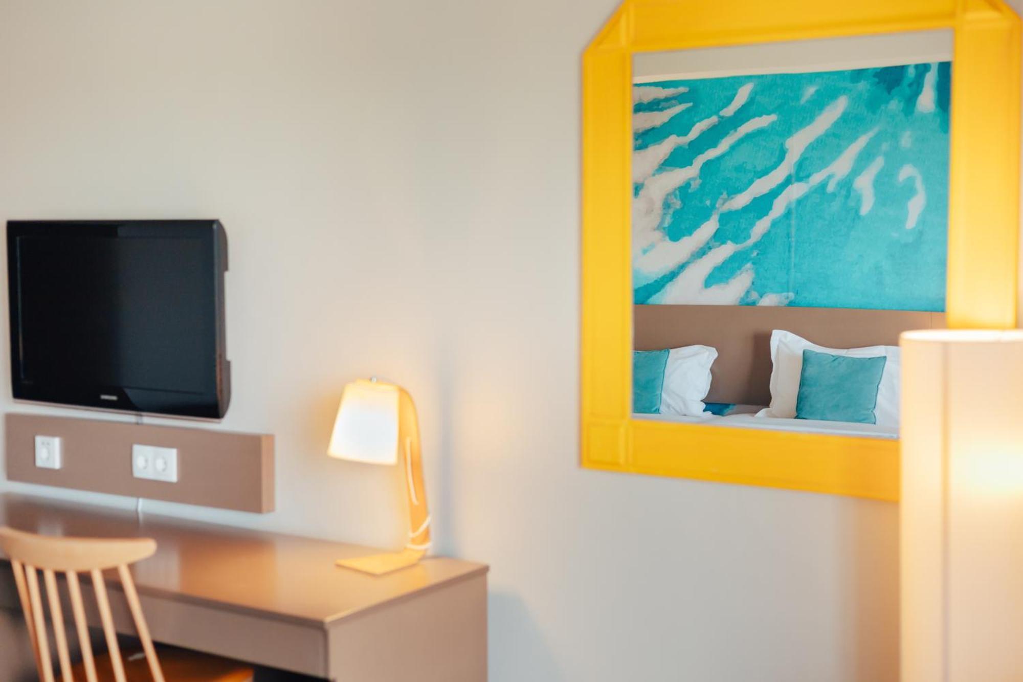 Double or Twin Room Extra Bed