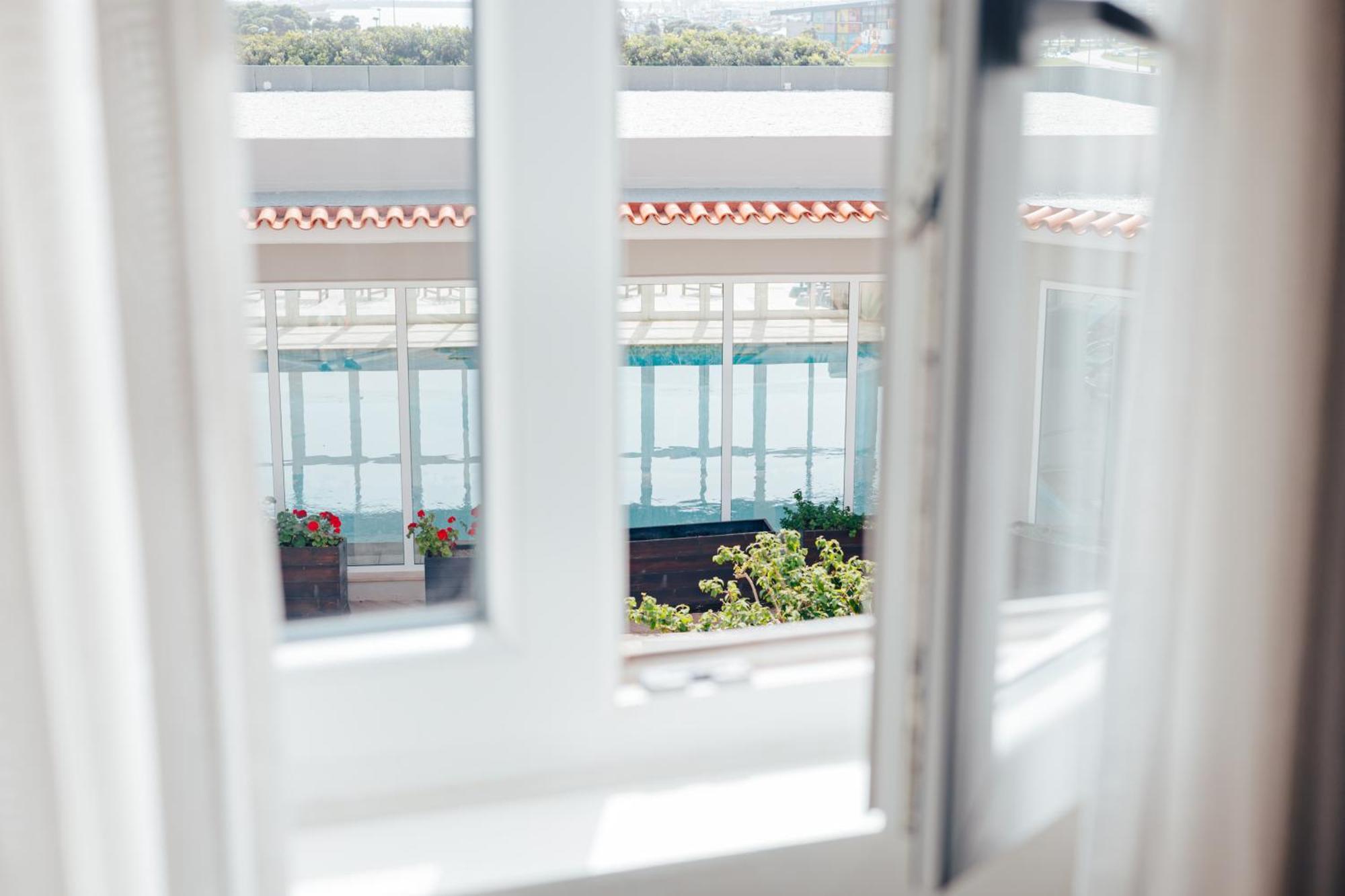 Twin Room Pool View