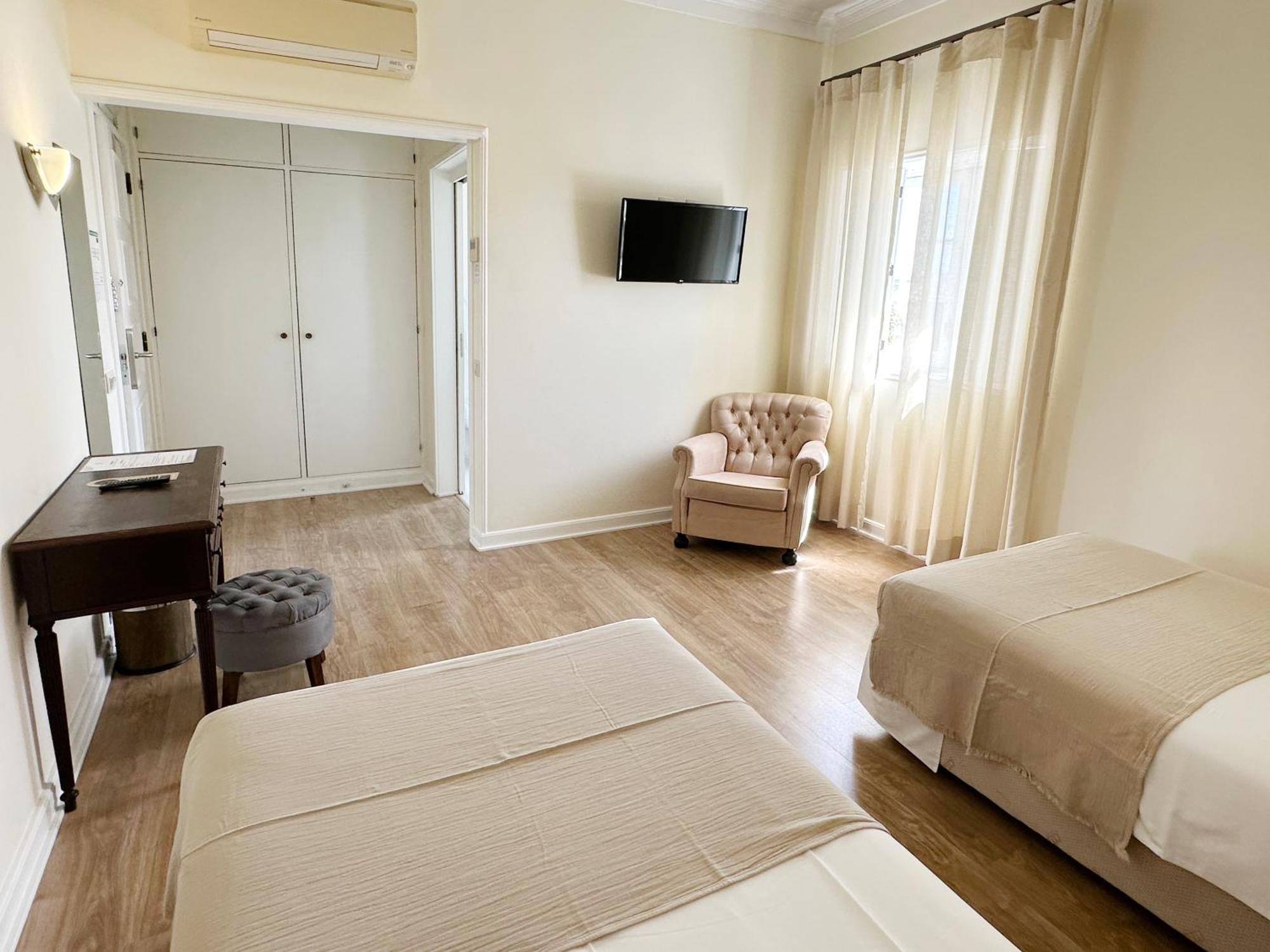 Double or Twin Room Disability Access