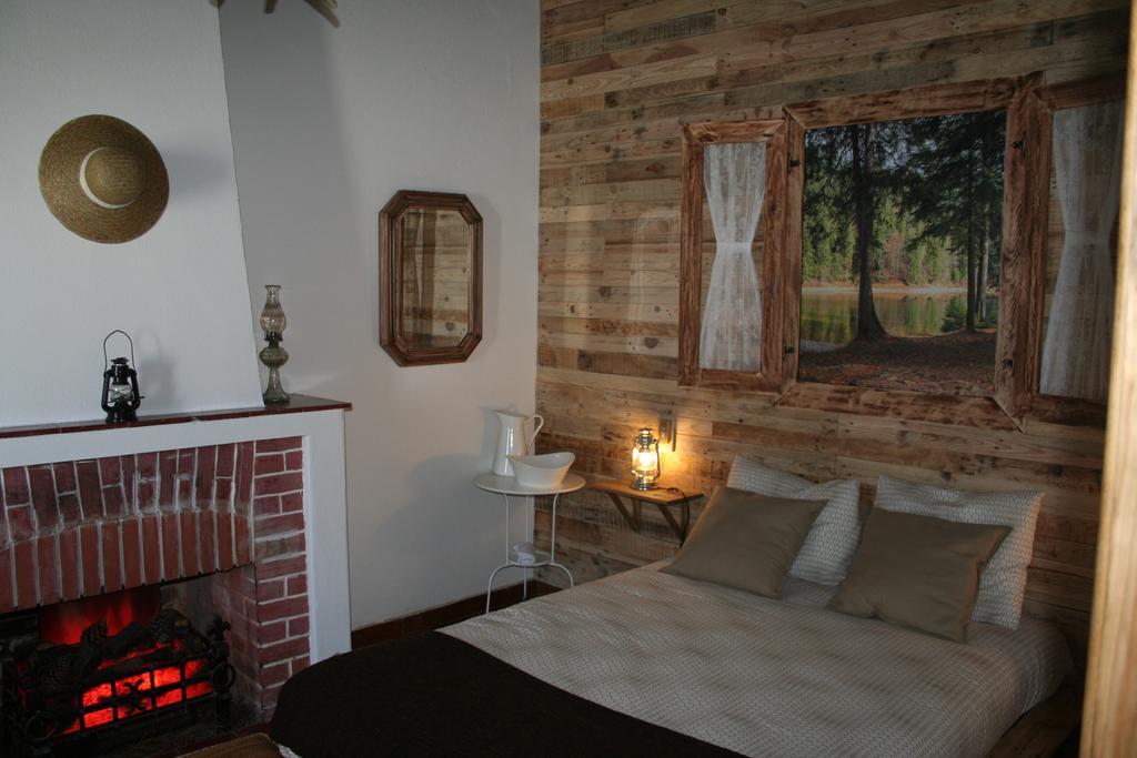Double Room Street View Fireplace,187953092:JPEG