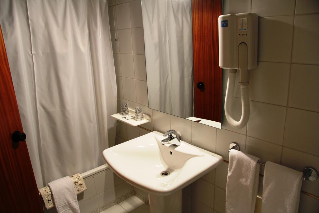 Double or Twin Room Mountain View