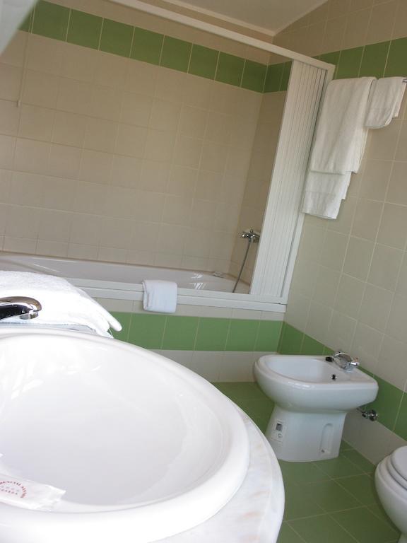 Double Room,236626197:JPEG