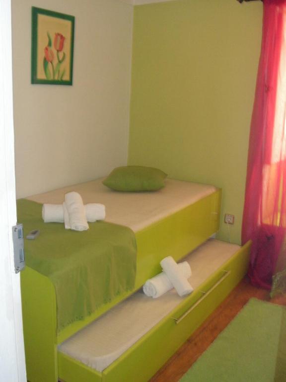 Two-Bedroom Townhouse,25089216:JPEG