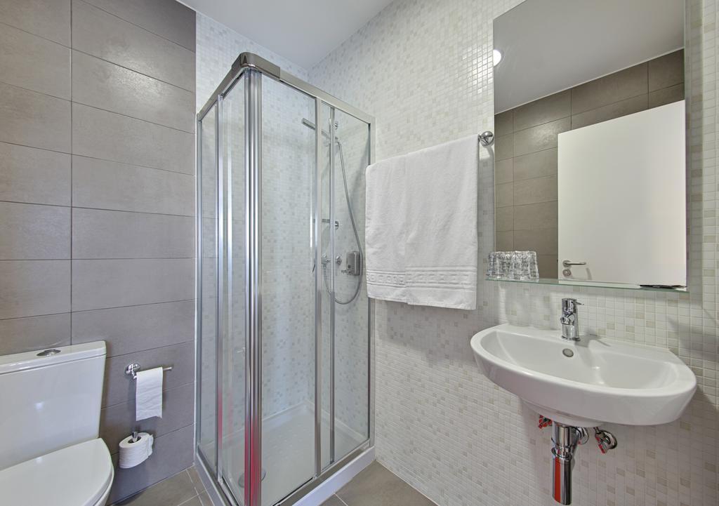 Standard Double Room,257976733:JPEG