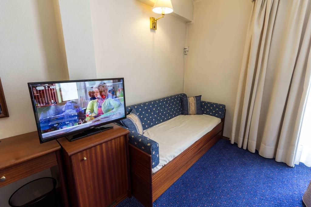 Double Room Extra Bed,1209232453:JPEG