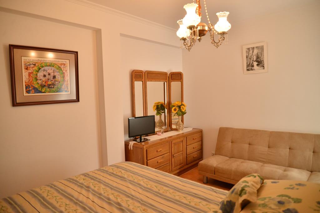 Double Room with Private Bathroom,363544609:JPEG