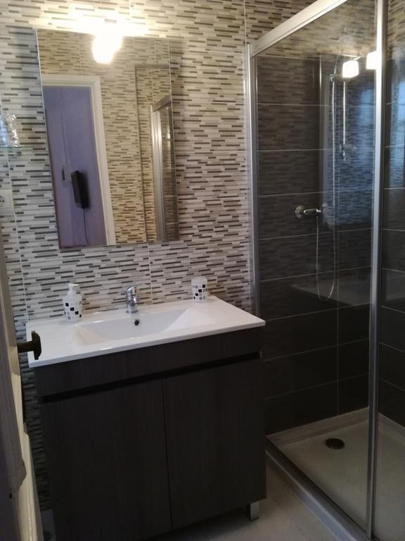 Double Room,511916922:JPEG
