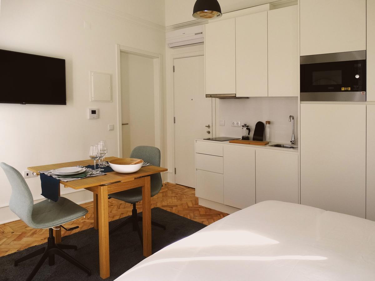 Studio Apartment