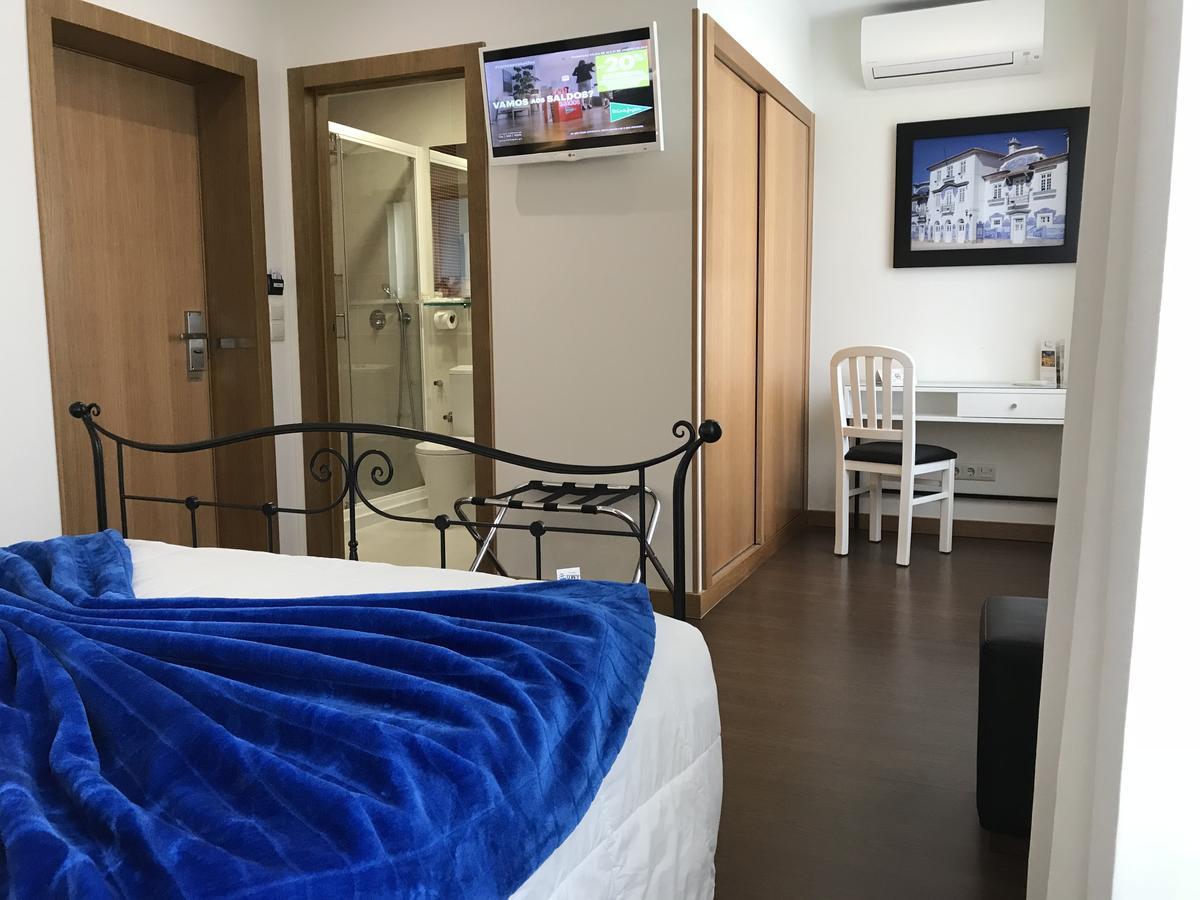 Romantic Double or Twin Room,547283217:JPEG