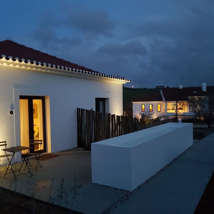 Quarto Duplo com Sala de Estar