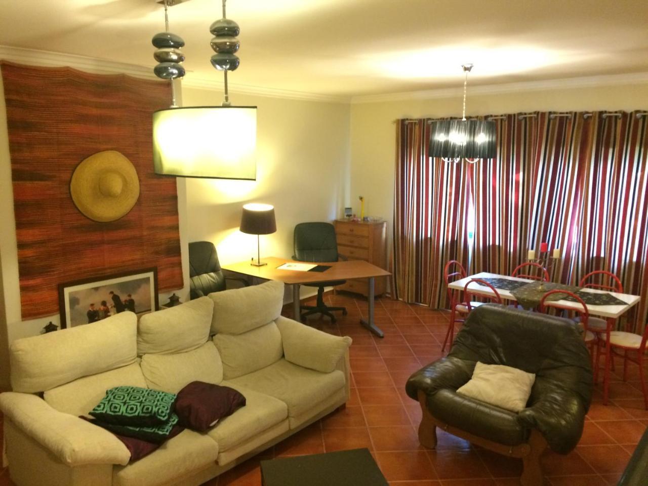 Basic Triple Room with Shared Bathroom,717418870:JPEG