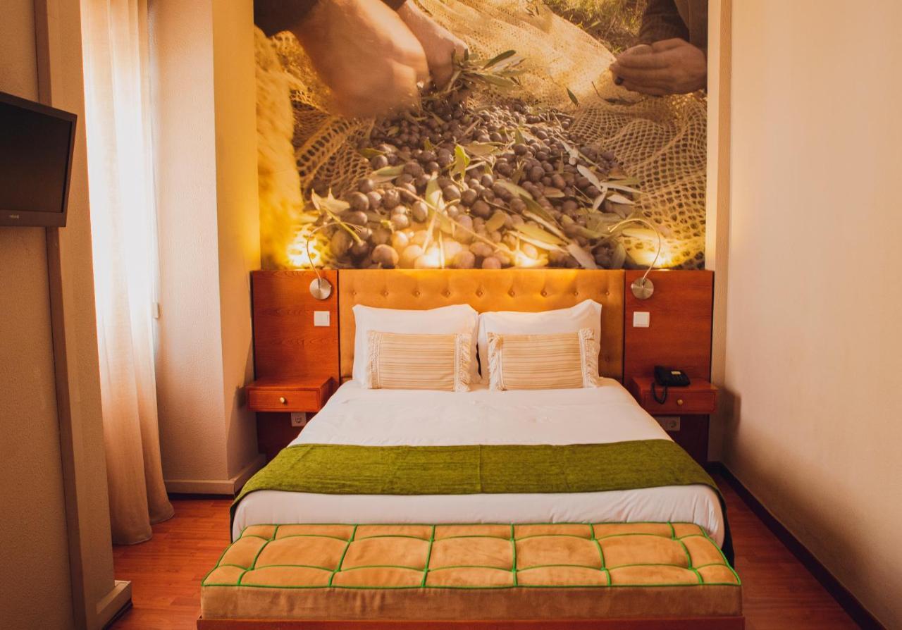 Double or Twin Room,736326622:JPEG