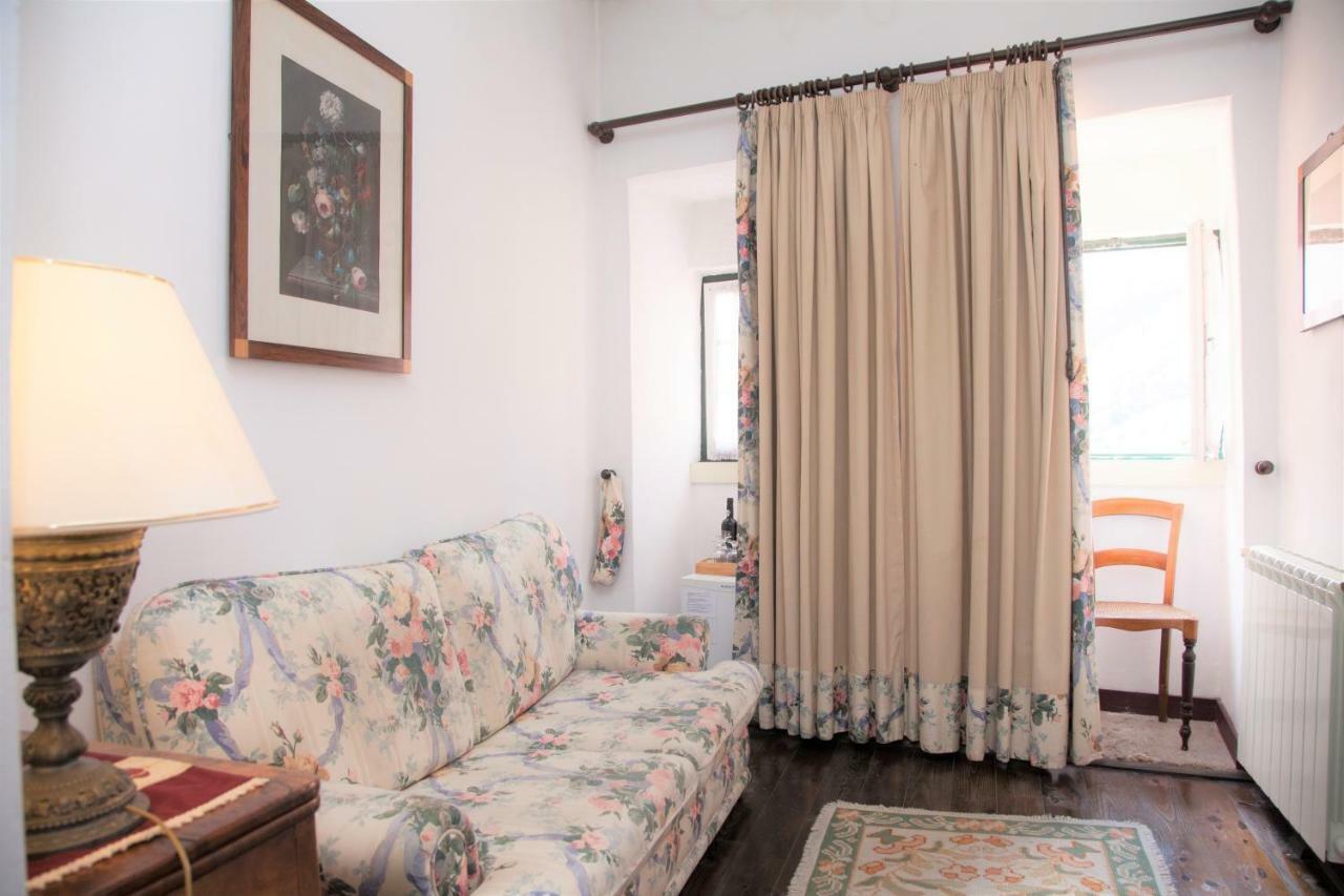 Double Room Mountain View