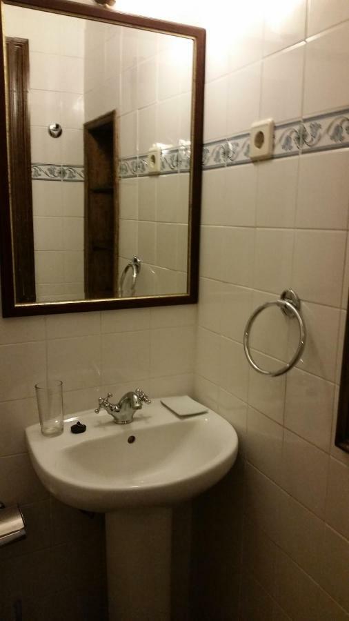 Suite,850760933:JPEG