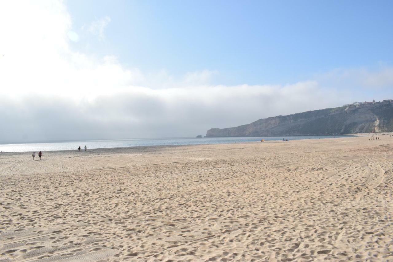 Three-Bedroom Apartment,860866811:JPEG