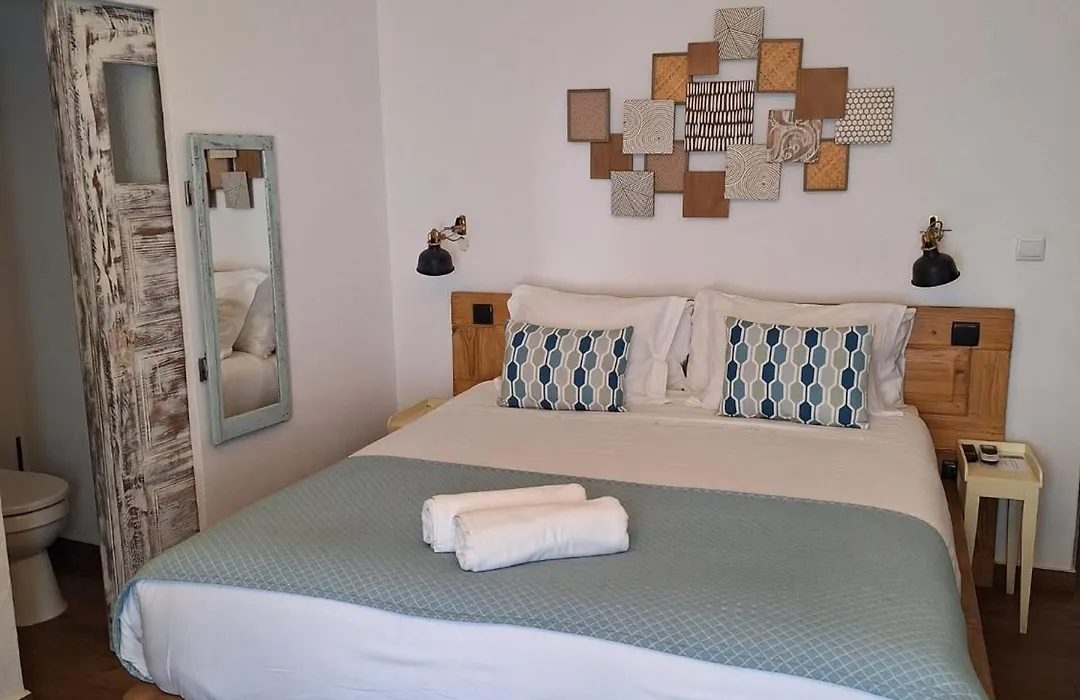 Lovin Book Guesthouse-1