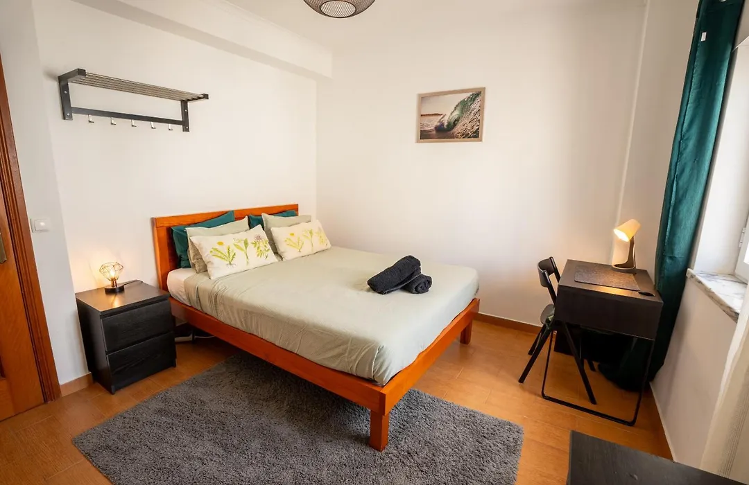 Peniche Surf Lodge 2-1