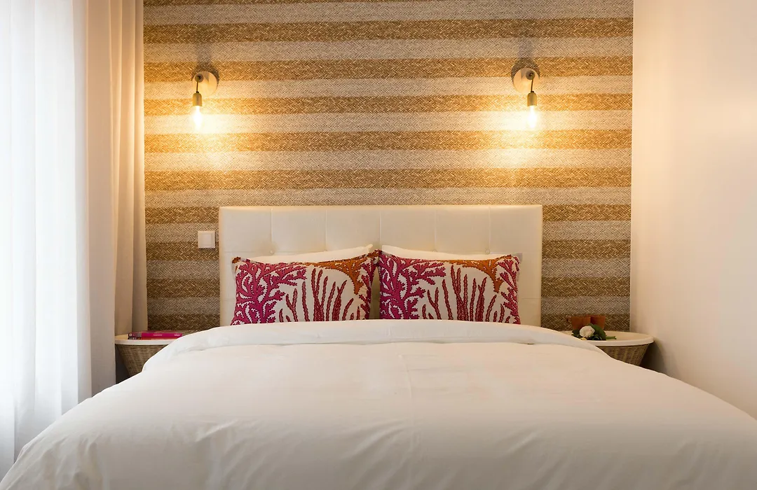 Home Sweet Praia-1