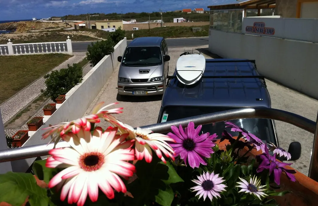 Peniche Surf Lodge 1-1