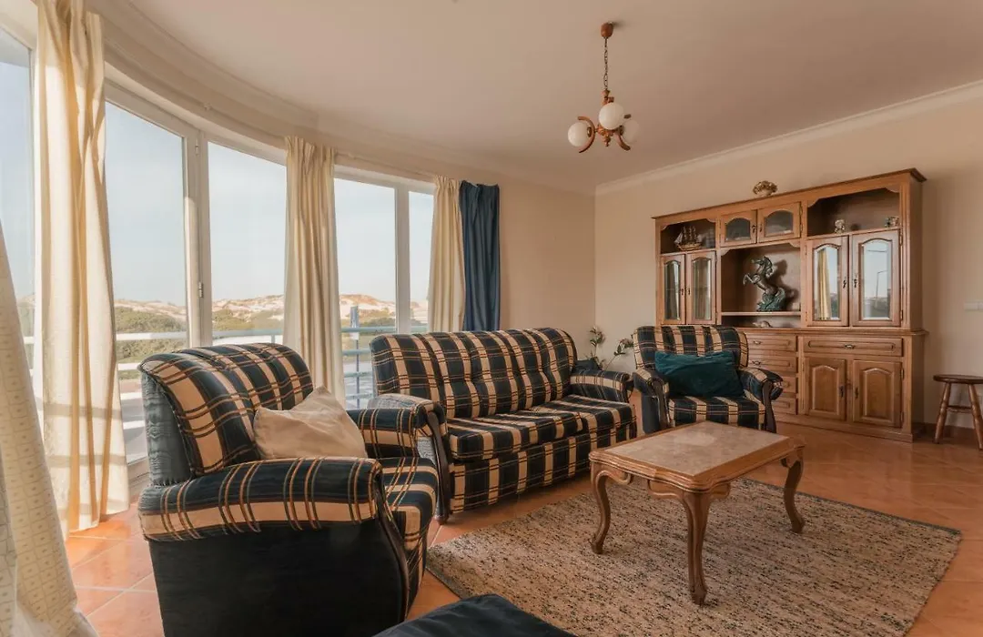 Best Houses 09 - Peniche Steps From The Beach-1