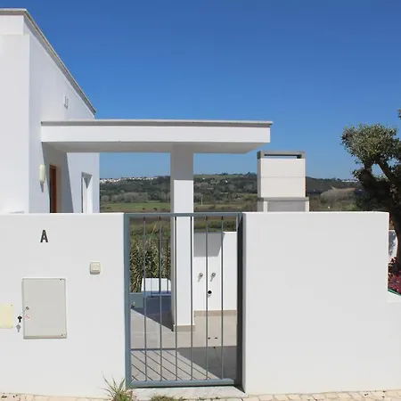 Hobihouse - Obidos-2