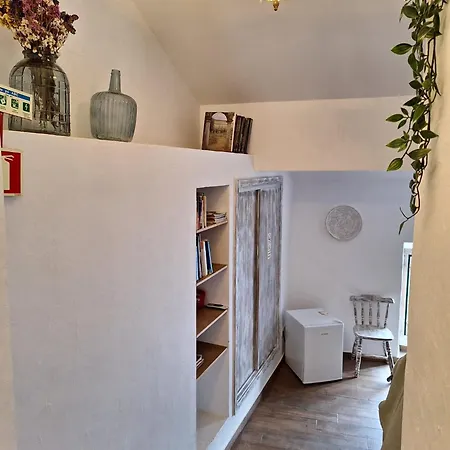 Lovin Book Guesthouse-2