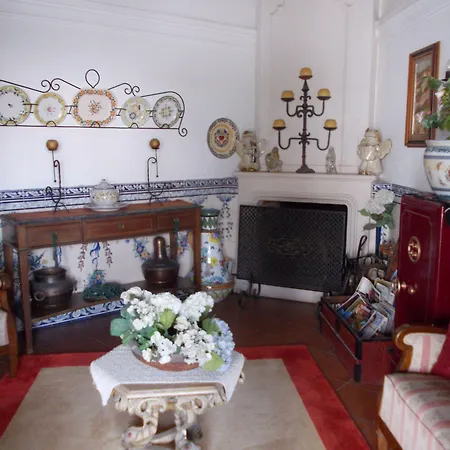 Casa De S. Thiago Do Castelo-3