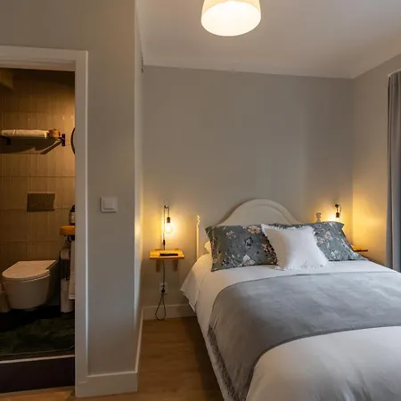 O Violas - Art Coffee & Guesthouse-2
