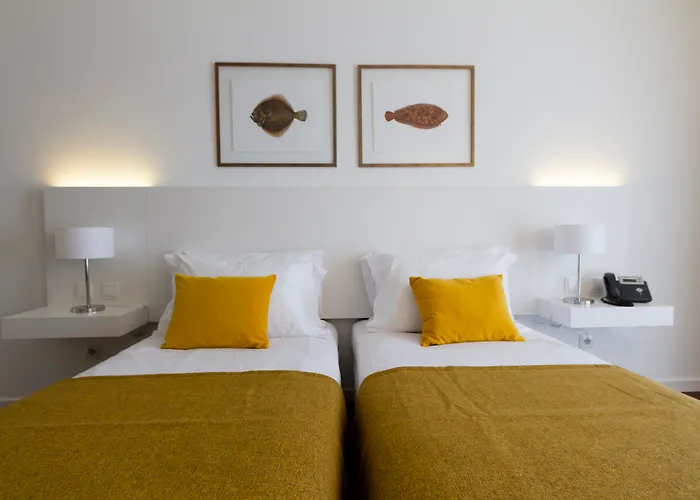 Obidos hotels near Museu de Ceramica