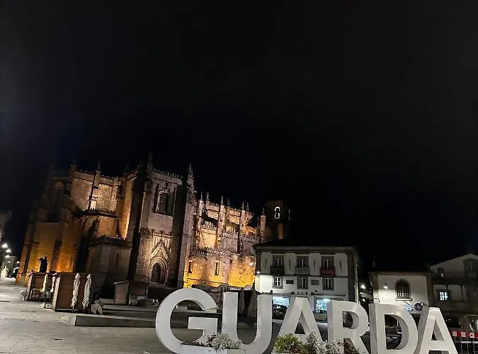 Rustico T1 No Centro Cidade Guarda